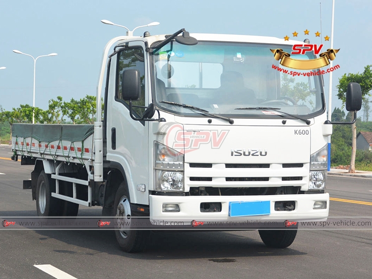 ISUZU KV600 Goods Carrying Truck - Front Right Side